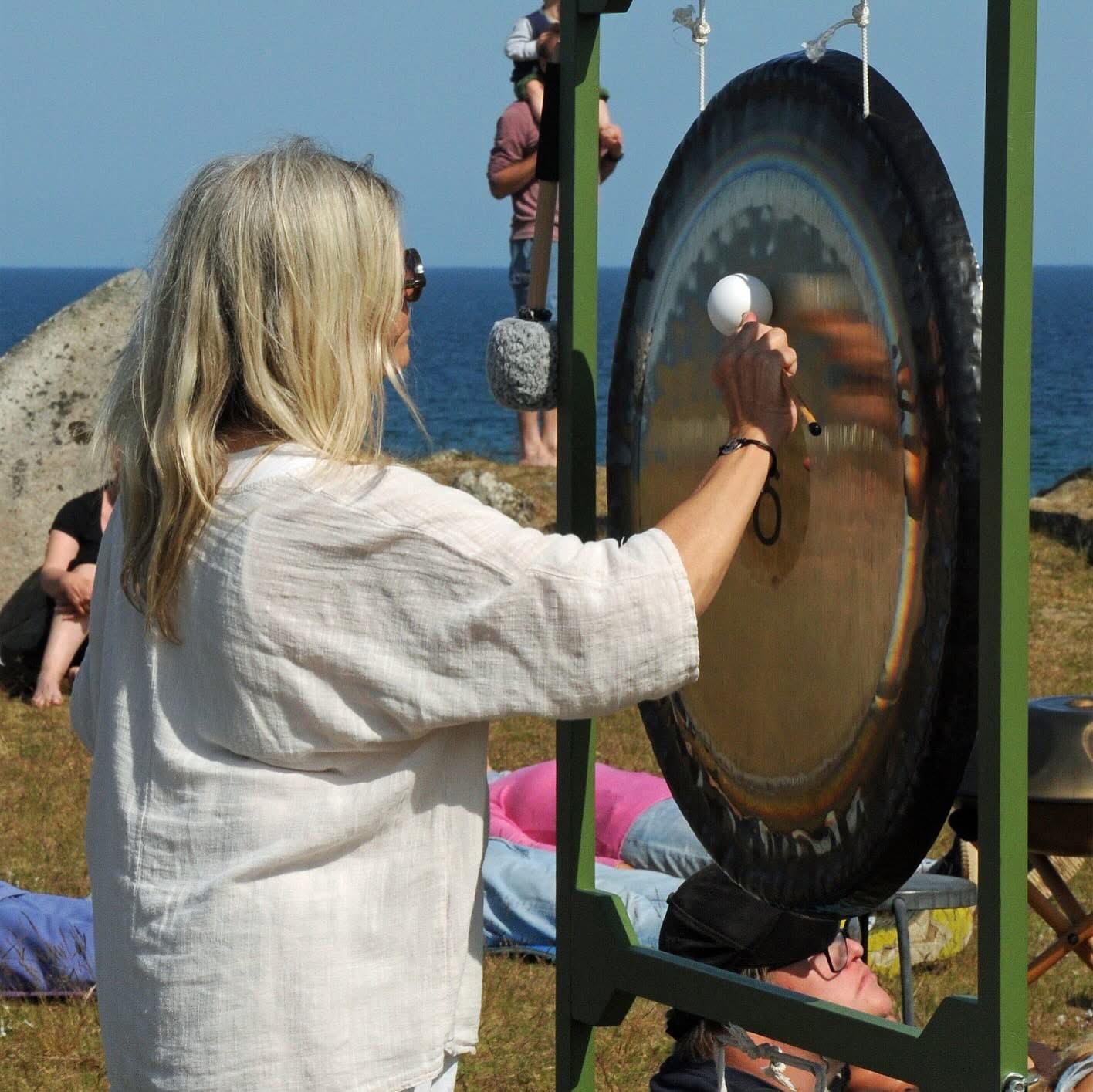 Gongspel vid havet